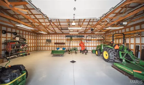 Other - 10000 Skylark Ln, Versailles, MO 65084 photo 19 of 43