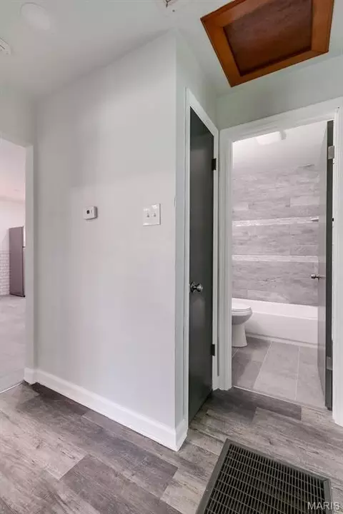 Entry Way - 10212 Surf Dr, Saint Louis, MO 63137 photo 1 of 3