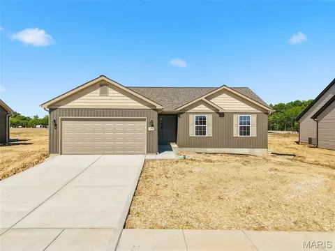 Exterior - 1011 Samwise St, Wright City, MO 63390 photo 3 of 12