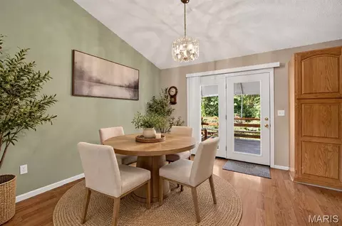 Dining - 519 Grandview Rd, Saint Clair, MO 63077 photo 1 of 2
