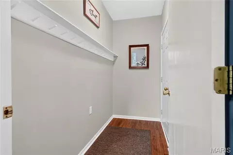 Entry Way - 519 Grandview Rd, Saint Clair, MO 63077 photo 2 of 2