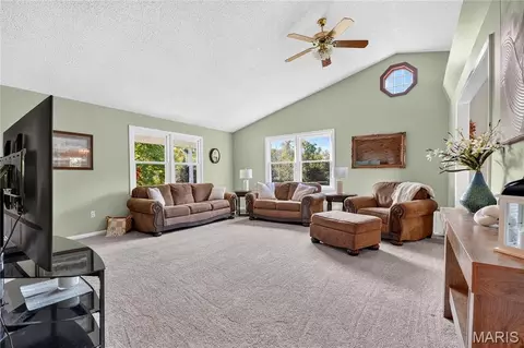 Living - 519 Grandview Rd, Saint Clair, MO 63077 photo 1 of 1
