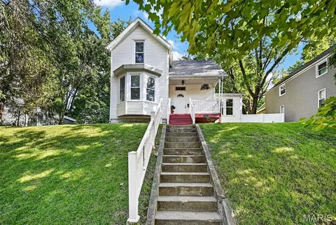6569 Odell St, Saint Louis, MO 63139