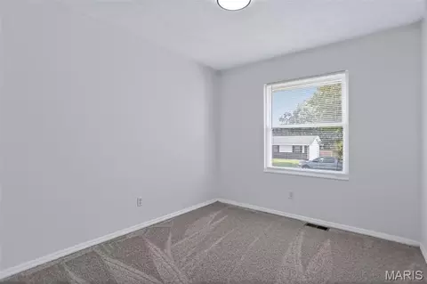 Bedroom - 203 Meadow Dr, Troy, IL 62294 photo 1 of 4