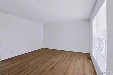 Living - 203 Meadow Dr, Troy, IL 62294 photo 1 of 5