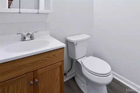 Bath - 203 Meadow Dr, Troy, IL 62294 photo 1 of 5