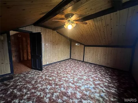 Bedroom - 414 E Wilson Ave, Gillespie, IL 62033 photo 1 of 7