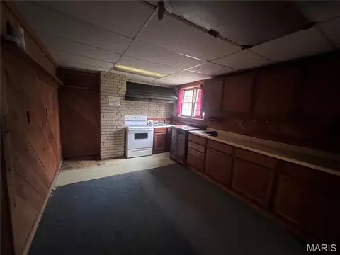 Kitchen - 414 E Wilson Ave, Gillespie, IL 62033 photo 1 of 1
