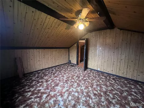 Bedroom - 414 E Wilson Ave, Gillespie, IL 62033 photo 3 of 7