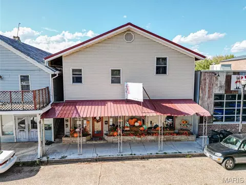 107 E Springfield St, Saint James, MO 65559 photo 2