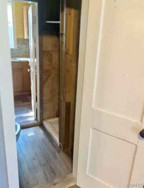 Entry Way - 508 S Bradley St, Palmyra, MO 63461 photo 2 of 2