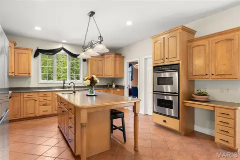 Kitchen - 1690 Hackberry Dr, Union, MO 63084 photo 1 of 6