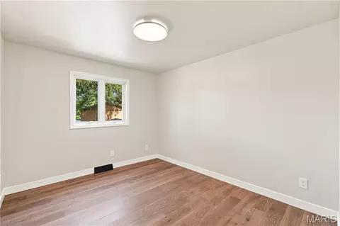 Bedroom - 1317 Rusticview Dr, Ballwin, MO 63011 photo 4 of 6