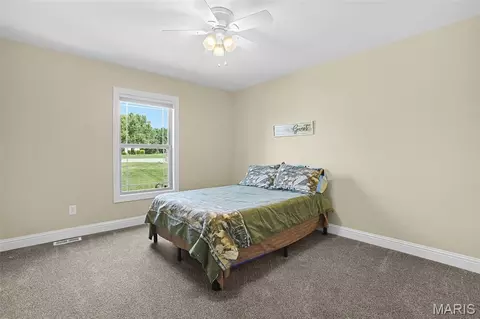 Bedroom - 121 Cherry Hills Ct, Washington, MO 63090 photo 3 of 4