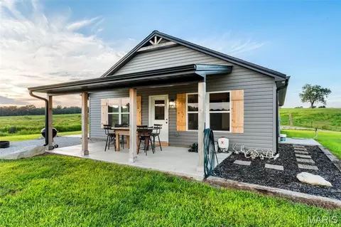 Exterior - 26301 Maple Dr, Bucklin, MO 64631 photo 1 of 10