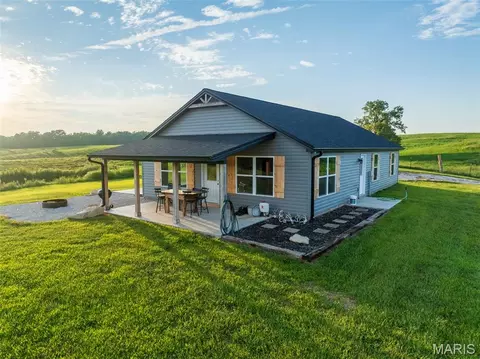 Exterior - 26301 Maple Dr, Bucklin, MO 64631 photo 7 of 10