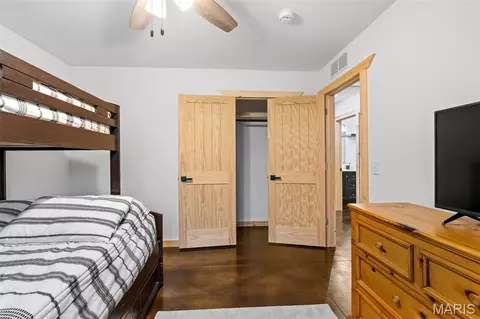 Bedroom - 26301 Maple Dr, Bucklin, MO 64631 photo 6 of 6