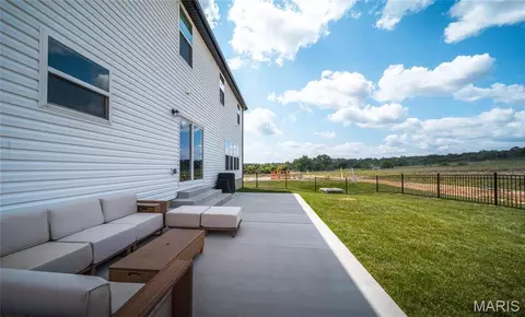 Exterior - 2201 Clover, Rolla, MO 65401 photo 3 of 4
