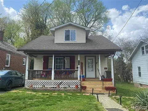 523 N Middle St, Cape Girardeau, MO 63701