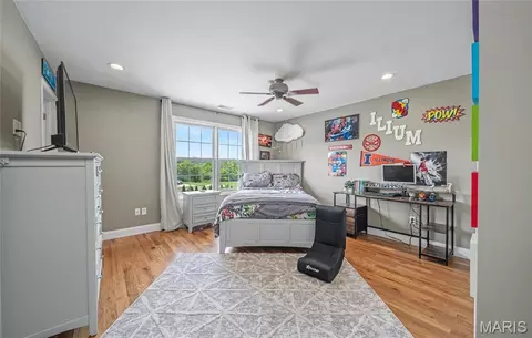 Bedroom - 4411 Rock Rd, Bourbon, MO 65441 photo 2 of 8