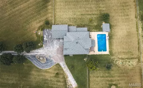 View/Area - 4411 Rock Rd, Bourbon, MO 65441 photo 2 of 6