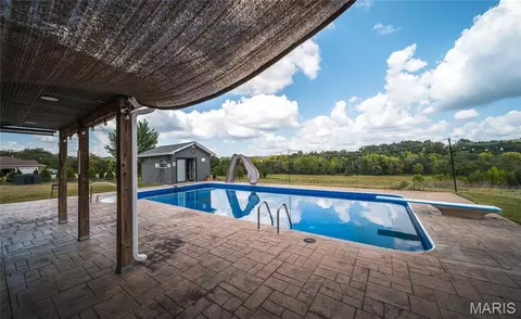 Exterior - 4411 Rock Rd, Bourbon, MO 65441 photo 7 of 11