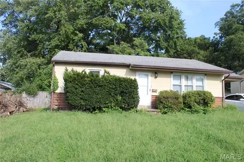 732 N Middle St, Cape Girardeau, MO 63701