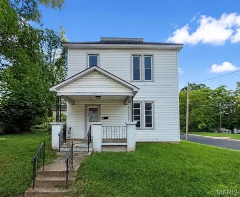 501 S Washington St, Farmington, MO 63640