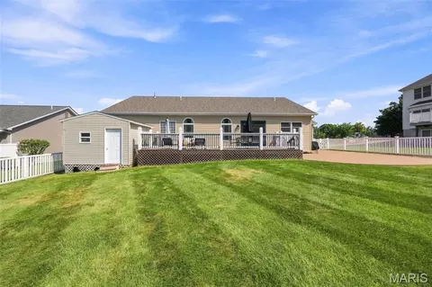 Exterior - 348 Fallon Pkwy, O'fallon, MO 63376 photo 9 of 10