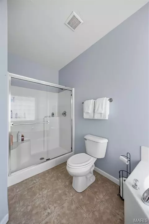 Bath - 348 Fallon Pkwy, O'fallon, MO 63376 photo 3 of 6