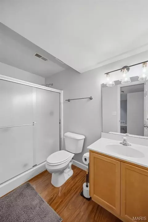 Bath - 348 Fallon Pkwy, O'fallon, MO 63376 photo 6 of 6