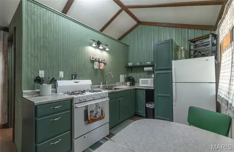 Kitchen - 301 State Rdg, Annapolis, MO 63620 photo 2 of 3