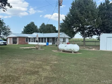 Exterior - 620 Dock St, Rector, AR 72461 photo 1 of 11
