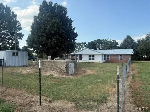 Exterior - 620 Dock St, Rector, AR 72461 photo 4 of 11