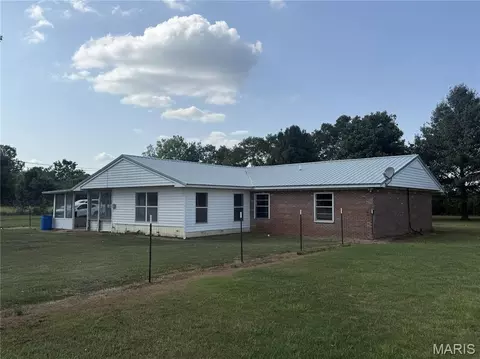 Exterior - 620 Dock St, Rector, AR 72461 photo 6 of 11