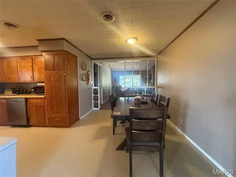 Dining - 620 Dock St, Rector, AR 72461 photo 3 of 3