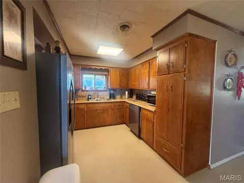 Kitchen - 620 Dock St, Rector, AR 72461 photo 1 of 2