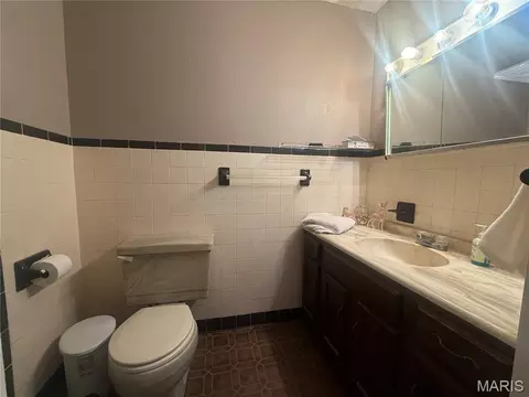 Bath - 620 Dock St, Rector, AR 72461 photo 2 of 3