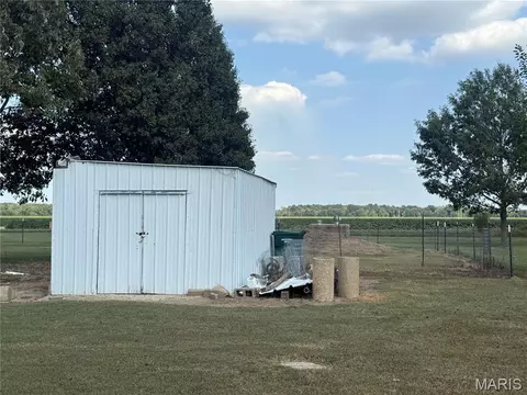 Exterior - 620 Dock St, Rector, AR 72461 photo 3 of 11