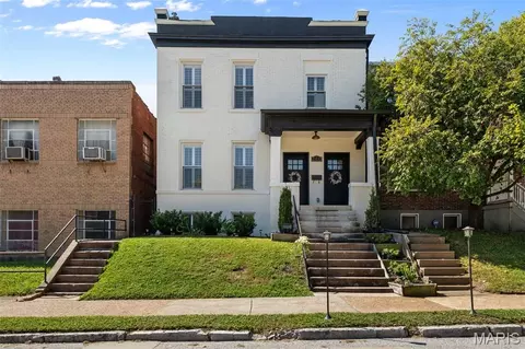Exterior - 2810 Saint Vincent Ave, Saint Louis, MO 63104 photo 2 of 9