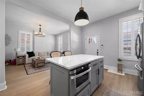 Kitchen - 2810 Saint Vincent Ave, Saint Louis, MO 63104 photo 4 of 4