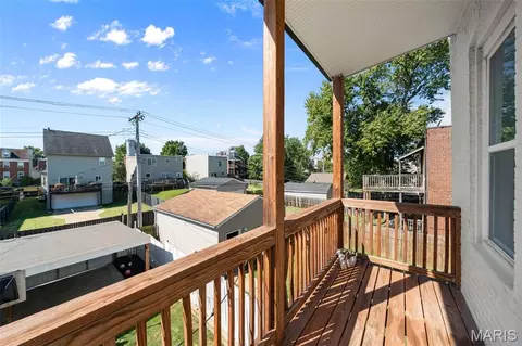 Exterior - 2810 Saint Vincent Ave, Saint Louis, MO 63104 photo 4 of 9