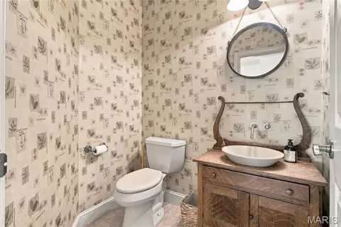 Bath - 1 Wedgewood Dr, Union, MO 63084 photo 4 of 5