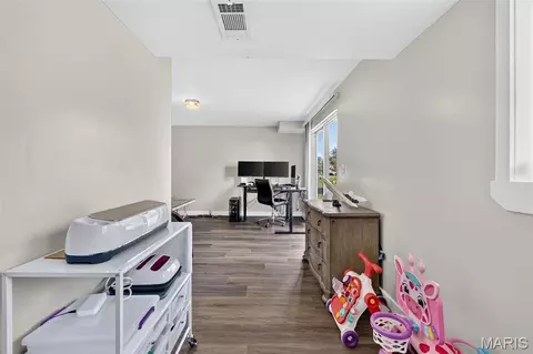 Entry Way - 222 Centerfield Dr, O'fallon, MO 63366 photo 6 of 6