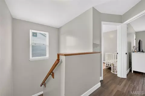 Entry Way - 222 Centerfield Dr, O'fallon, MO 63366 photo 3 of 6