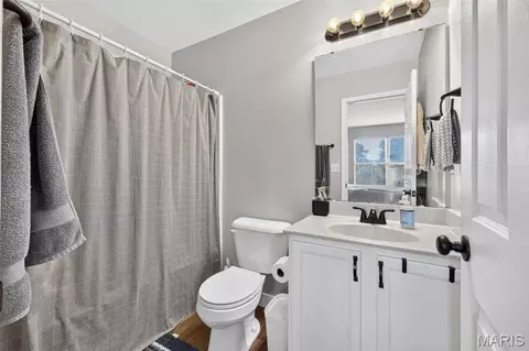 Bath - 222 Centerfield Dr, O'fallon, MO 63366 photo 3 of 3