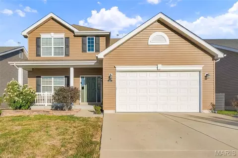 3477 Charlestowne Crossing Dr, Saint Charles, MO 63301