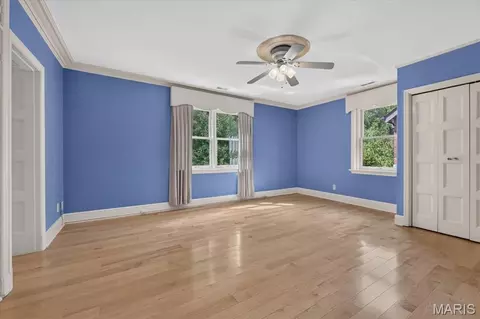 Bedroom - 44 Broadview Dr, Saint Louis, MO 63105 photo 2 of 3