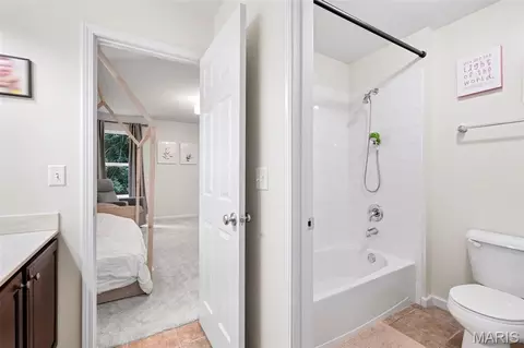Bath - 716 Arbor Chase Dr, Wildwood, MO 63021 photo 6 of 7
