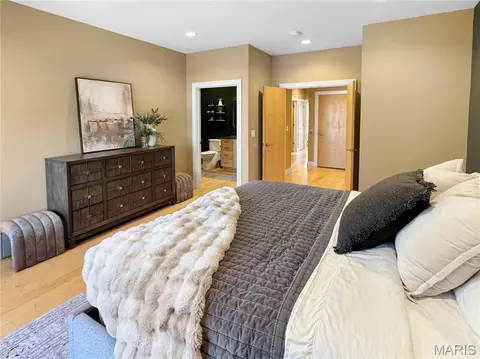 Bedroom - 105 E Main St, Washington, MO 63090 photo 5 of 11